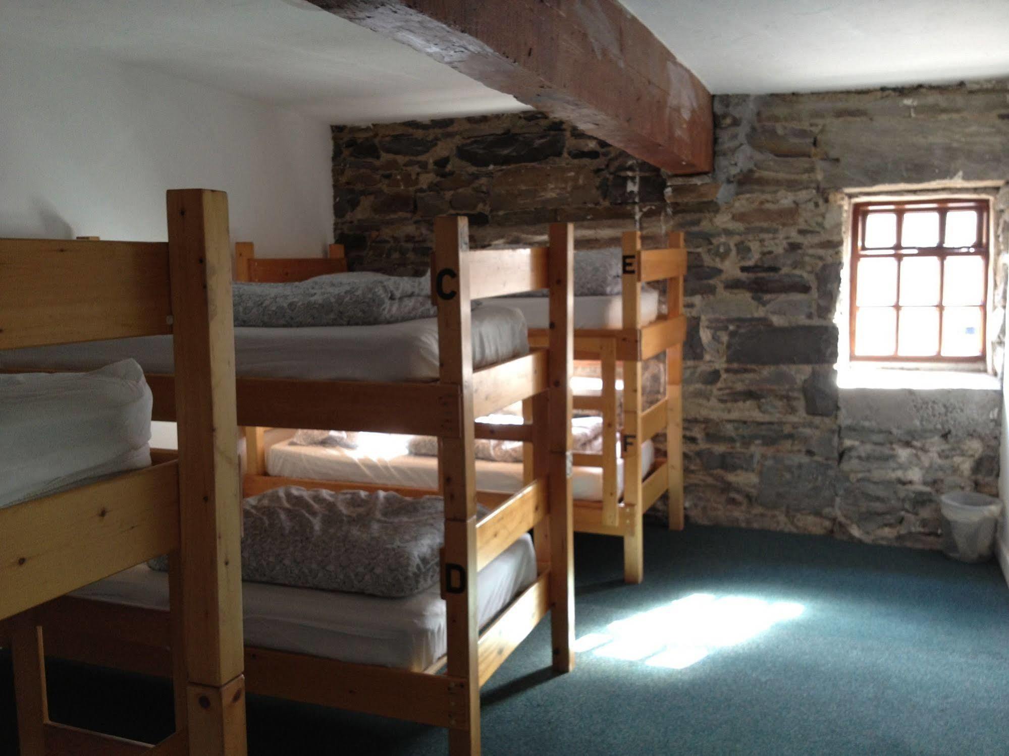 Old Mill Holiday Hostel Westport Exteriör bild